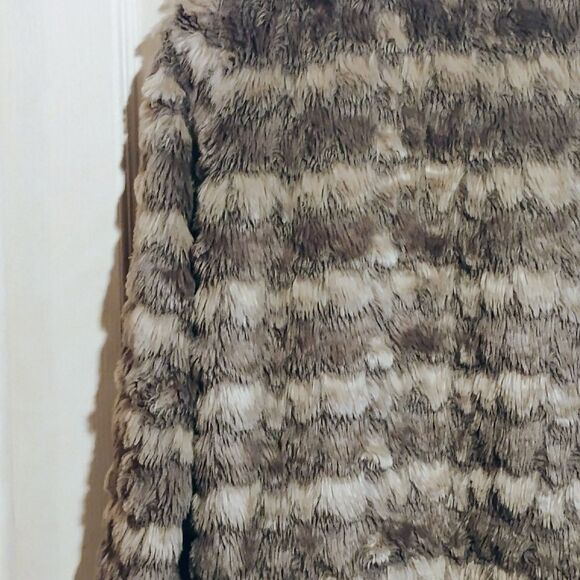 Cherokee Kids Faux Fur Jacket - Brown and Gray - Picture 14 of 15